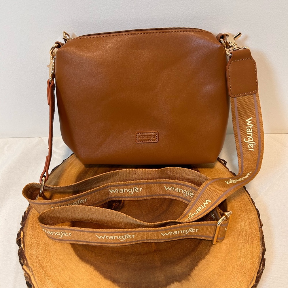 Wrangler Crossbody Bag‎ Faux Leather Adjustable Strap Coffee Color Small